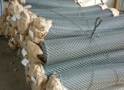 Сетка рабица d=1,8 мм, ячейка 25x25 мм, 1,5х10,0 м светлая